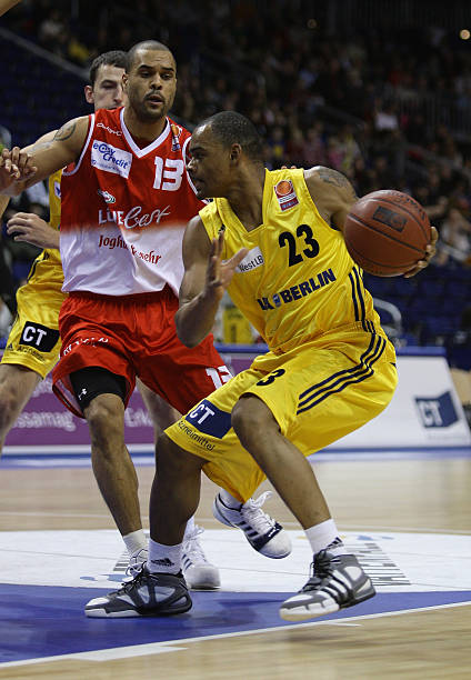 方面超过菲 方面超过菲