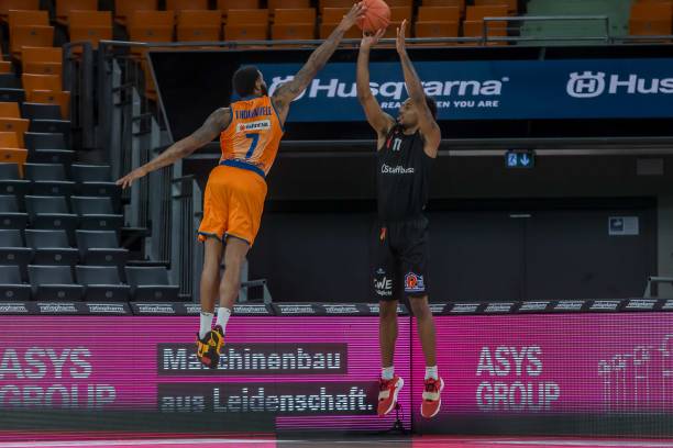 快船通过双 快船通过双